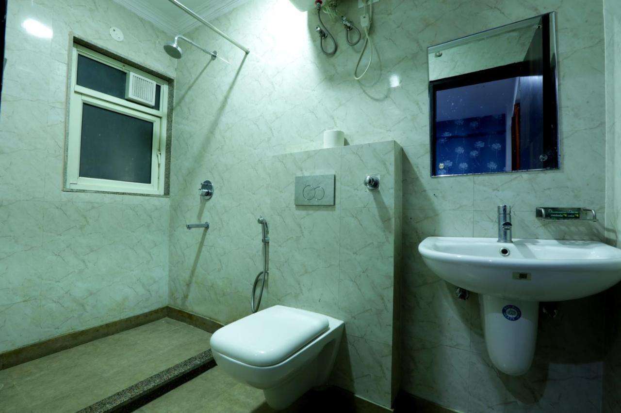Hotel Ark Suites At Delhi Airport New Delhi Buitenkant foto