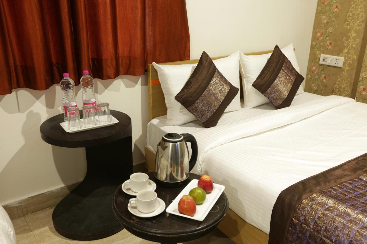 Hotel Ark Suites At Delhi Airport New Delhi Buitenkant foto