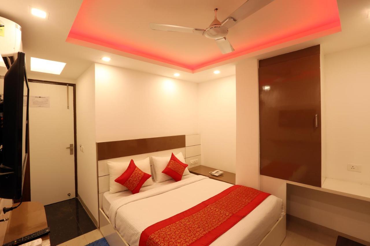Hotel Ark Suites At Delhi Airport New Delhi Buitenkant foto