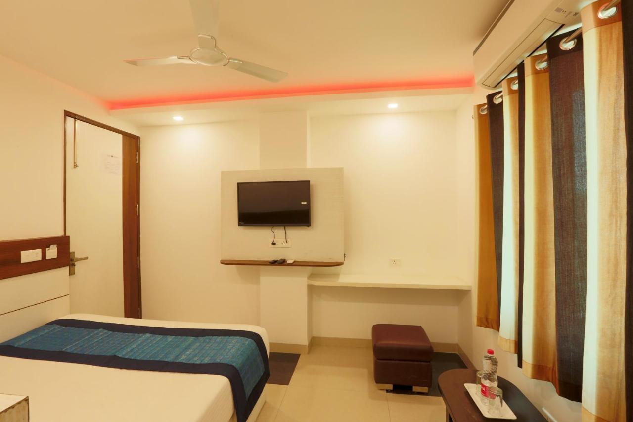 Hotel Ark Suites At Delhi Airport New Delhi Buitenkant foto